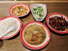 -肖四女·江湖菜(临港店)