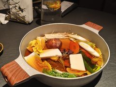 -蟹犇前•帝王蟹雪蟹(陆家嘴店)