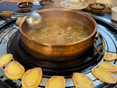 -阿山卓·野生菌火锅·纳西火塘烤肉