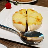 美食、江景与奢华的完美融合体验