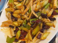 -瑞杰烧烤店·24小时营业(山东路店)