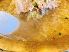 铜锅酸菜白肉血肠-食家鸽园