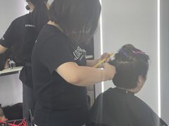 -首脑美容美发化妆美甲培训学校(长沙校区)