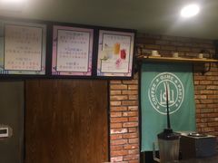 -第三空间·趣味桌游·轰趴.室内CS.剧本杀(大武汉1911店)