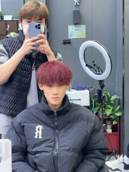 点击看大图 -藤野造型专业烫染接发