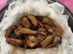 秘制盐焗乳鸽-侠成水上农庄(工业大道店)