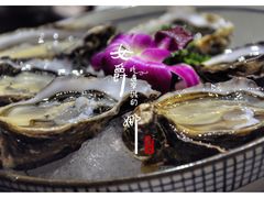 生蚝-HIHE Bistro·Oyster Bar(华熙live店)