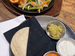 法基塔-Q MEX 库迈墨西哥餐吧(中骏世界城店)