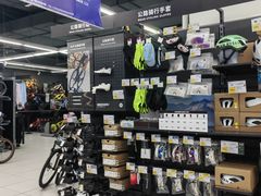 -迪卡侬(高新万达店)