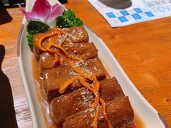 自磨黑豆腐-胡桃里音乐酒馆(机场店)