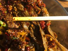 爆辣干锅鸭头-安诚居干锅鸭头(八角店)