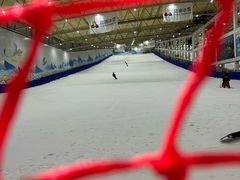 -乔波室内滑雪场