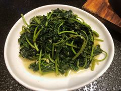 蒜蓉红薯叶-万重锦·人文川菜馆(骡马市店)