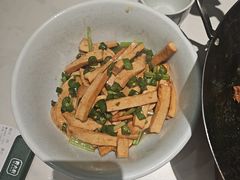 -费大厨辣椒炒肉(房山龙湖天街店)
