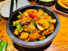 金不换三杯鸡-默加东南亚美食(大宁音乐广场店)