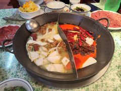 -鸿姐老火锅(静安店)