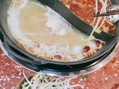 -赵美丽·重庆社区火锅·直营店(火车东站·中豪国际店)