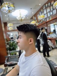 -尼特斯男士发型馆