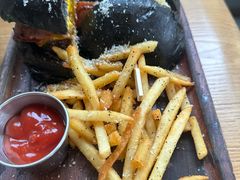 -HELLO 27 意面·沙拉·帕尼尼