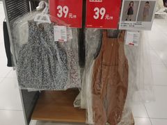 -优衣库(南京建邺万达广场店)