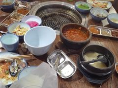 -明洞阿姨·韩式酱蟹烤肉·创意料理(三元桥店)