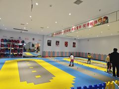 -米高轮滑·自由式轮滑·速桩·滑板(锦辉店)