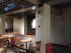 -星巴克(西藏路店)