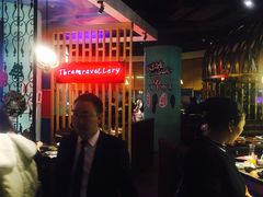 -三人行骨头王火锅(长寿店)