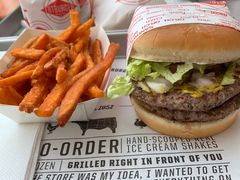-FATBURGER 特富客汉堡(外交公寓店)