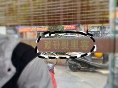 -容里煲仔饭(利丰北路店)