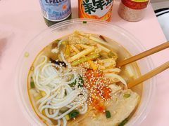 -莫老爷·正宗桂林米粉(南油店)