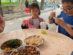 -修记牛杂店(同华东一路店)