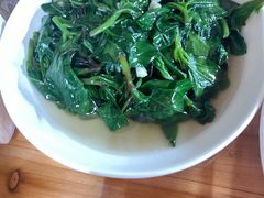 -芦茨金富饭庄·25年老字号·专做稻草鸡
