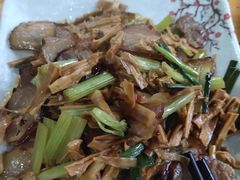-柴火农家饭(遇龙河店)