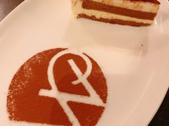 -WOLFGANG PUCK KITCHEN & BAR(迪士尼小镇店)