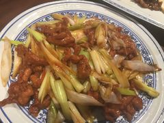 葱爆羊肉-百花深处·老北京风味菜