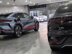 -比亚迪上海弘仁4S(杨浦店)