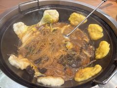 铁锅小鸡炖蘑菇-那红花·东北菜铁锅炖(仙林金鹰店)