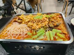 -在巷子里的烤肉店·螺蛳粉烤鱼·牛蛙(和美城店)