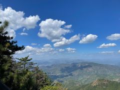 -罗田薄刀峰风景区