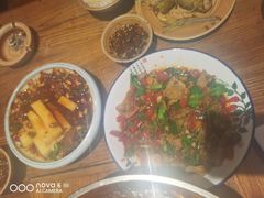 -亮欢寨酸汤鱼(沙冲路店)