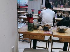 -魔都三兄弟酸辣粉·蘸卤炸串(虹桥万科店)
