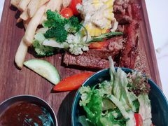 -萨卡屋亲子乐园·餐厅(龙山万物工场店)