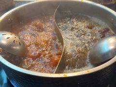 -鹿鸣山草本茶香火锅(园西路店)