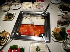 -海底捞火锅鲜切牛肉主题店(长寿路店)
