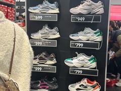 -NIKE上海青浦优选体验店