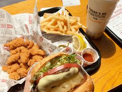 -The Habit Burger Grill 哈比特汉堡(复兴soho店)
