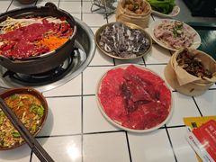 -扎起市井老火锅(乐山总店)