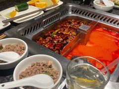 -海底捞火锅鲜切牛肉主题店(长寿路店)