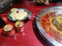 -谭鸭血老火锅(远大购物广场店)